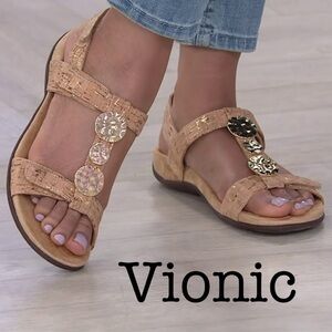 Vionic Farra Tan Sandals Size 7.5